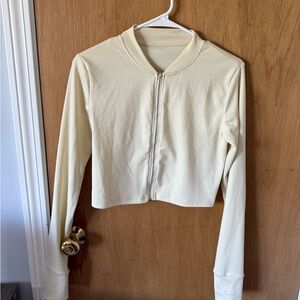 Cream workout long sleeve stretchy top size small